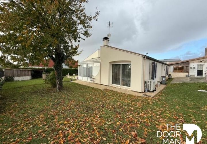 Villa a Niort, Deux-Sevres, Niort - € 385.000 | Ref: 9173 - foto 1