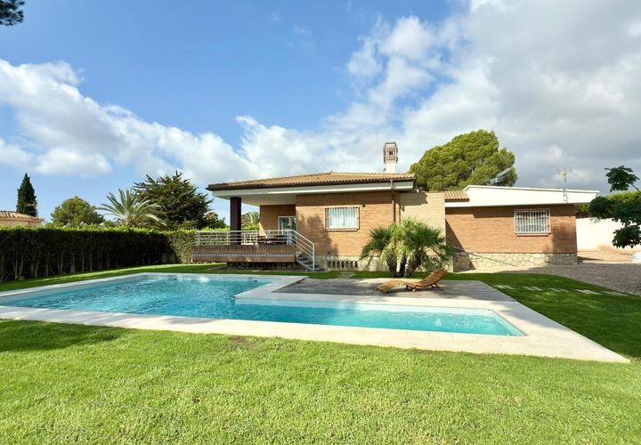 Villa i La Nucia, Alicante, La Nucia - € 970.000 | Ref: F1282/6084 - foto 1