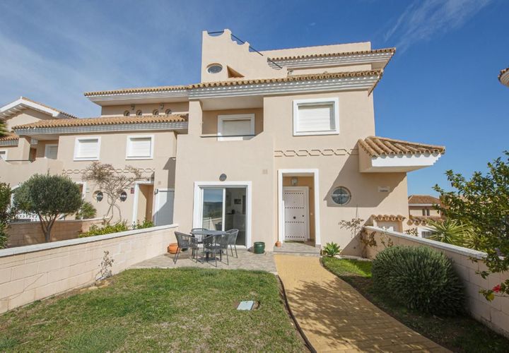 Rækkehus i La Duquesa, Malaga, La Duquesa - € 559.950 | Ref: R5291464 - foto 1