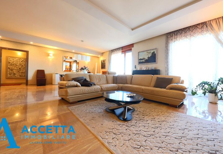 Lejlighed i Taranto, Taranto, Taranto - € 470.000 | Ref: 47001 - foto 1
