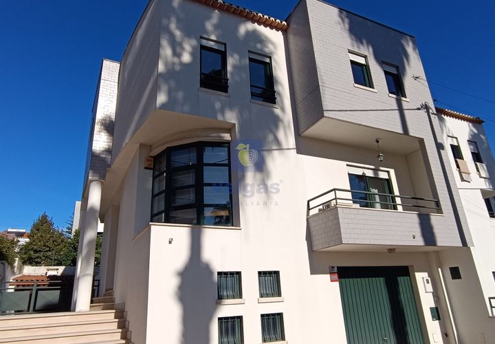 Villa a Loures, Lisbon, Loures - € 2.900/mes | Ref: OD1-216651 - foto 1