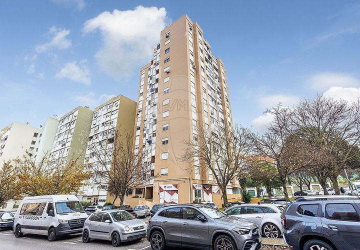 Lejlighed i Amadora, Lisbon, Amadora - € 360.000 | Ref: PE-123751223-115 - foto 1