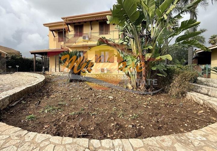 Villa i Siracusa, Siracusa, Siracusa - € 248.000 | Ref: RIF2366/248CITTAGIARDINO - foto 1