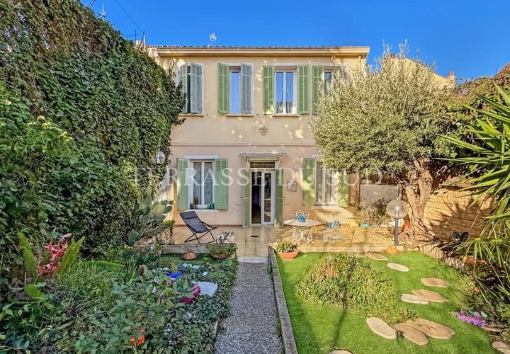 Villa i Marseille, Bouches-du-Rhone, Marseille - € 749.000 | Ref: getkey_u_509121500 - foto 1