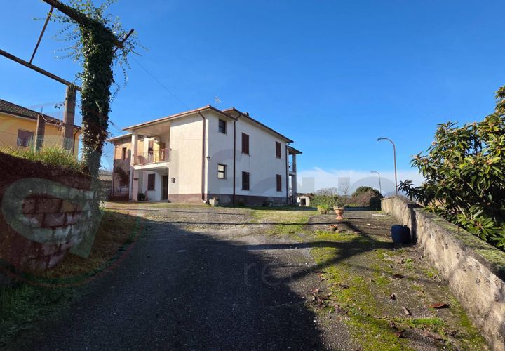 Villa a Arpino, Frosinone, Arpino - € 215.000 | Ref: AC99-149-1706 - foto 1