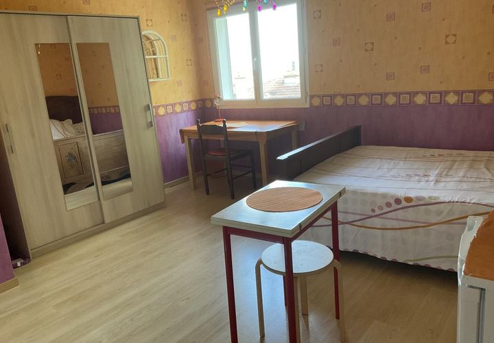 Studio in Dijon, Cote-d'Or, Dijon - € 360/month | Ref: 747827 - photo 1