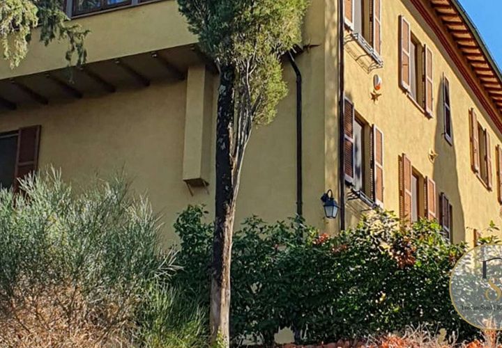 Villa i Chiusi, Siena, Chiusi - € 1.875.000 | Ref: CHI104-806113 - foto 1