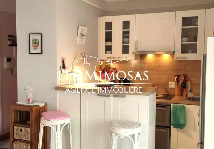 Lejlighed i Saint-Raphaël, Var, Saint-Raphaël - € 215.000 | Ref: 7249 - foto 1
