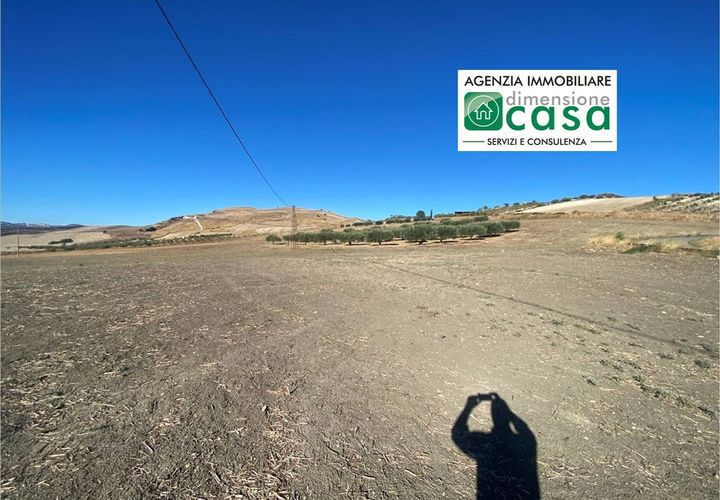 Terra a Caltanissetta, Caltanissetta, Caltanissetta - € 95.000 | Ref: TA75 - foto 1