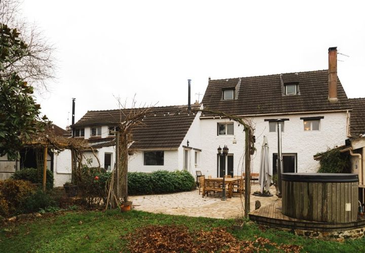Villa i La Celle-Sur-Morin, Seine-et-Marne, La Celle-Sur-Morin - € 560.000 | Ref: es5554929 - foto 1