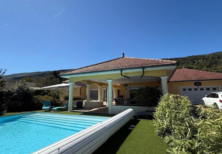 Villa i Valserhone, Ain, Valserhone - € 660.000 | Ref: 196885 - foto 1