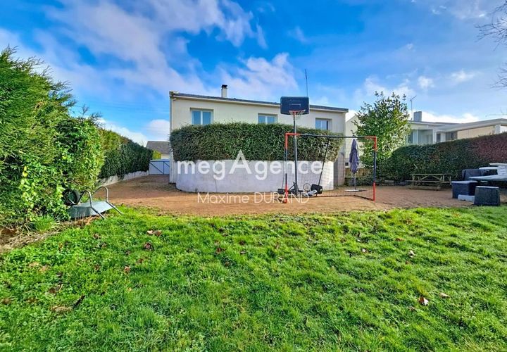 Villa i Nuaille, Maine-et-Loire, Nuaille - € 289.800 | Ref: 197687 - foto 1