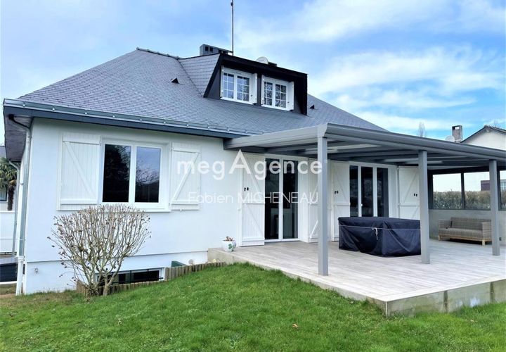 Villa i Cholet, Maine-et-Loire, Cholet - € 299 000 | Ref: 197808 - foto 1
