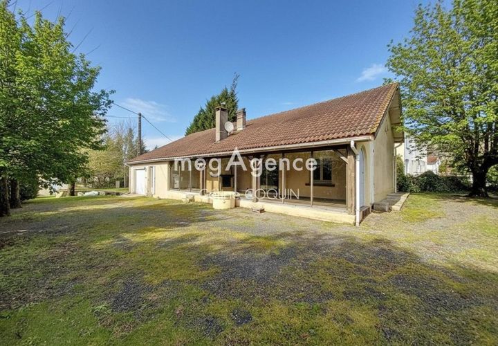 Villa a Montendre, Charente-Maritime, Montendre - € 159.000 | Ref: 196888 - foto 1