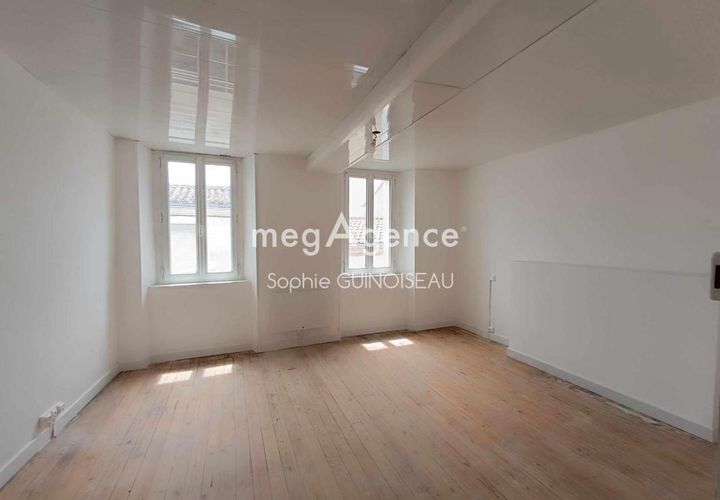 Villa i Cholet, Maine-et-Loire, Cholet - € 163.000 | Ref: 197286 - foto 1