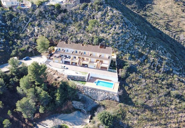 Villa a Ador, Valencia, Ador - € 230.000 | Ref: Casa Cuspide - foto 1