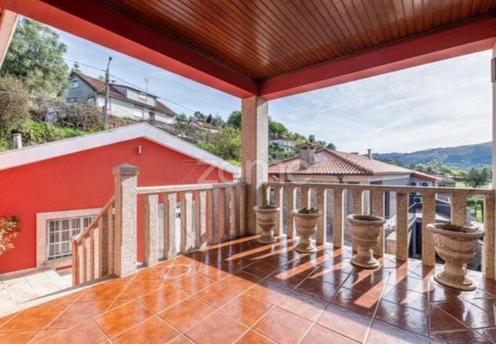 Villa i Vila Verde, Braga, Vila Verde - € 430.000 | Ref: ZMPT584410 - foto 1
