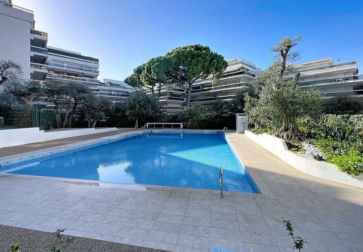 Lejlighed i Antibes, Alpes-Maritimes, Antibes - € 535.000 | Ref: 61048794 - foto 1