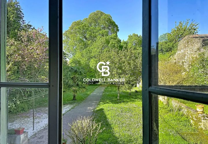 Villa a Tonnay-Charente, Charente-Maritime, Tonnay-Charente - € 695.000 | Ref: 050MM - foto 1