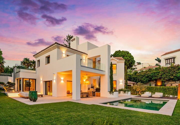 Villa i Benahavis, Malaga, Benahavis - € 3.450.000 | Ref: RNG192V4 - foto 1
