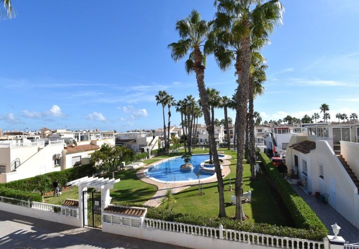 Rækkehus i Punta Prima, Alicante, Punta Prima - € 236.000 | Ref: THKAM-02140-4512 - foto 1