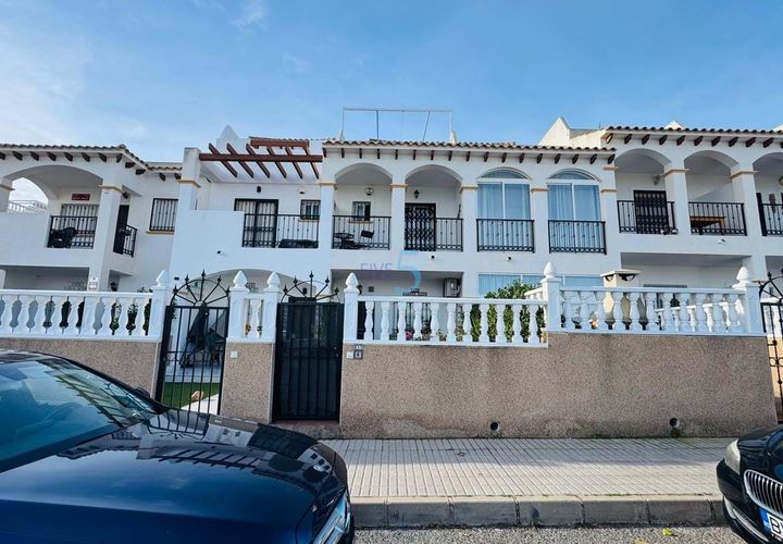 Rekkehus i Punta Prima, Alicante, Punta Prima - € 220 000 | Ref: P8620 - foto 1