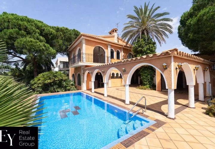 Villa a Empuriabrava, Gerona, Empuriabrava - € 1.590.000 | Ref: EMP-01 - foto 1