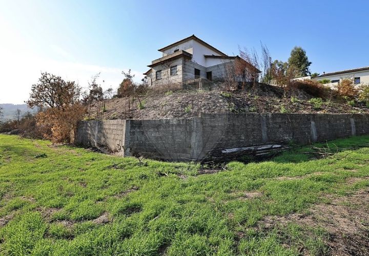 Helårsgrund i Penafiel, Porto, Penafiel - € 170.000 | Ref: 120781104-1116 - foto 1
