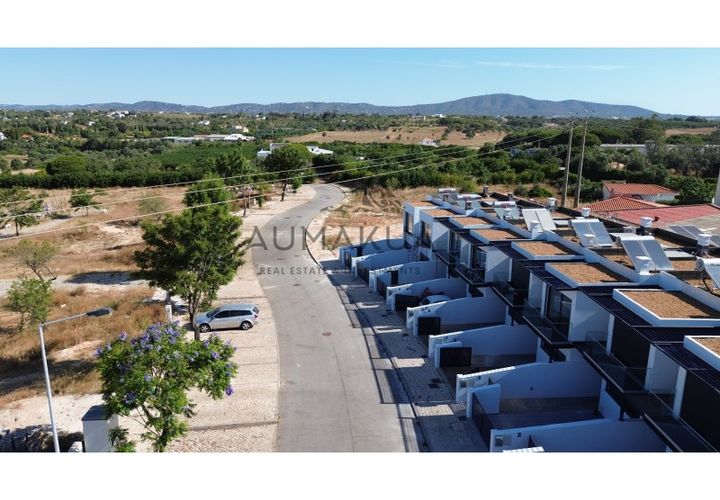 Villa a Quelfes, Faro, Quelfes - € 460.000 | Ref: CAS_108 - foto 1