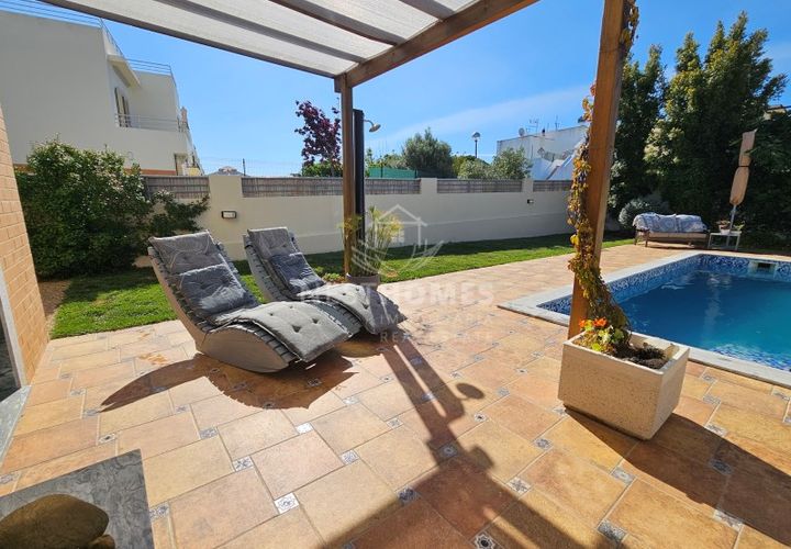 Villa a Moncarapacho, Faro, Moncarapacho - € 745.000 | Ref: NT011 - foto 1