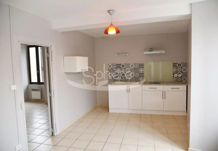 Apartament a Limoux, Aude, Limoux - € 400/mes | Ref: l.210 - foto 1