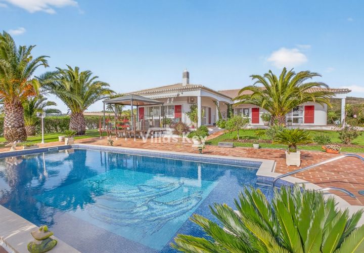 Villa a Bensafrim, Faro, Bensafrim - € 1.150.000 | Ref: V999 - foto 1