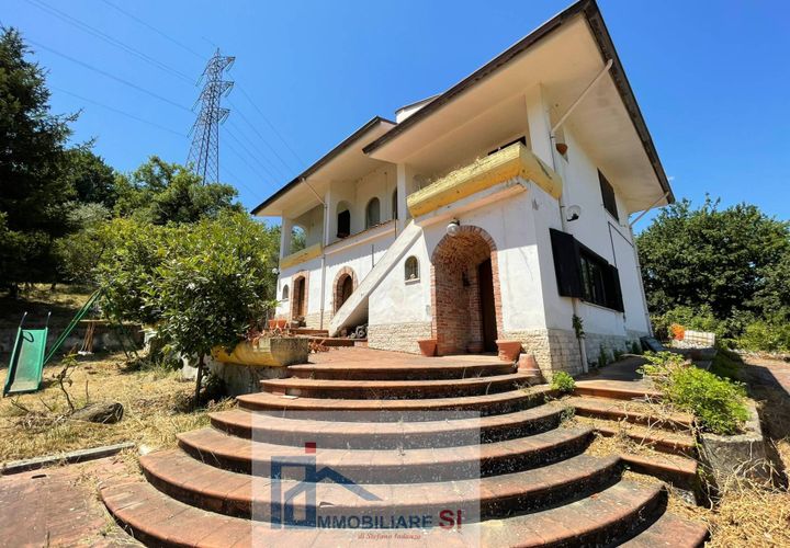 Villa a Benevento, Benevento, Benevento - € 250.000 | Ref: SI118 - foto 1