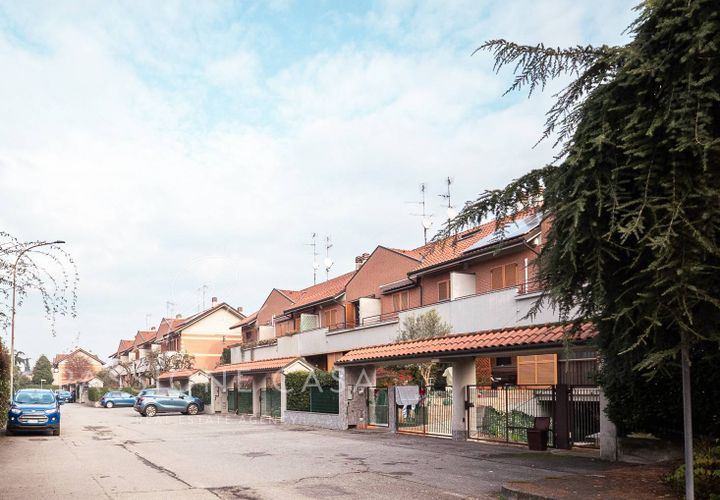 Rækkehus i Segrate, Milan, Segrate - € 650.000 | Ref: 110 - foto 1