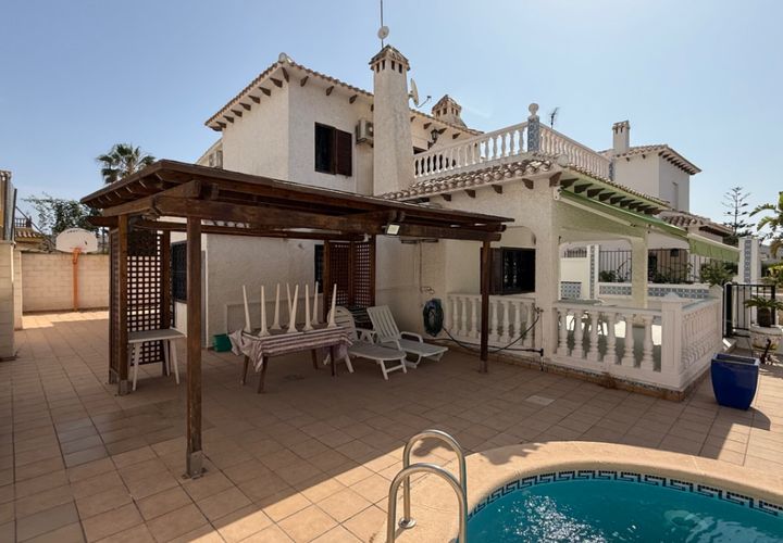 Villa a Orihuela, Alicante, Orihuela - € 585.000 | Ref: 1119 - foto 1