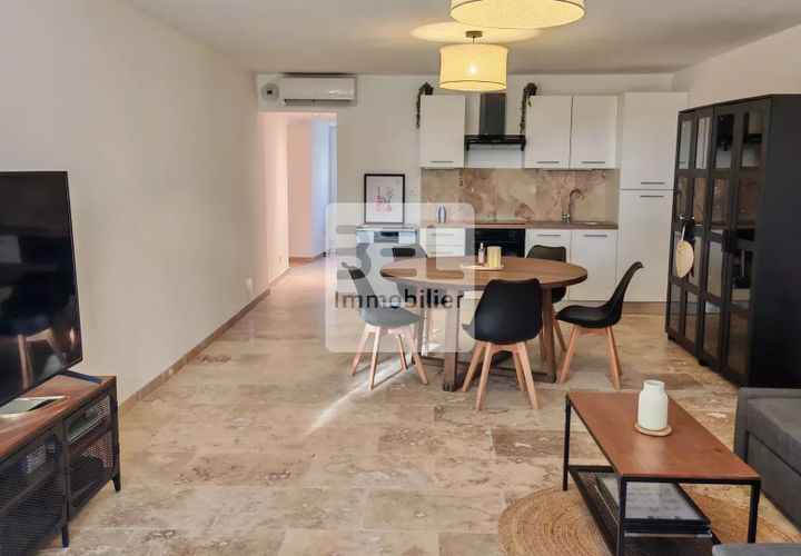 Landejendom i Cairanne, Vaucluse, Cairanne - € 199.000 | Ref: 86656704 - foto 1