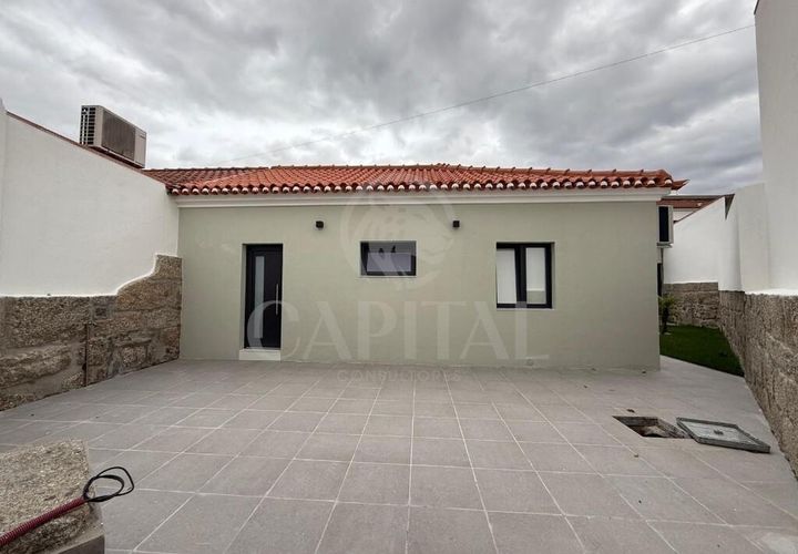 Byhus i Santo Tirso, Porto, Santo Tirso - € 299.500 | Ref: 70231 - foto 1