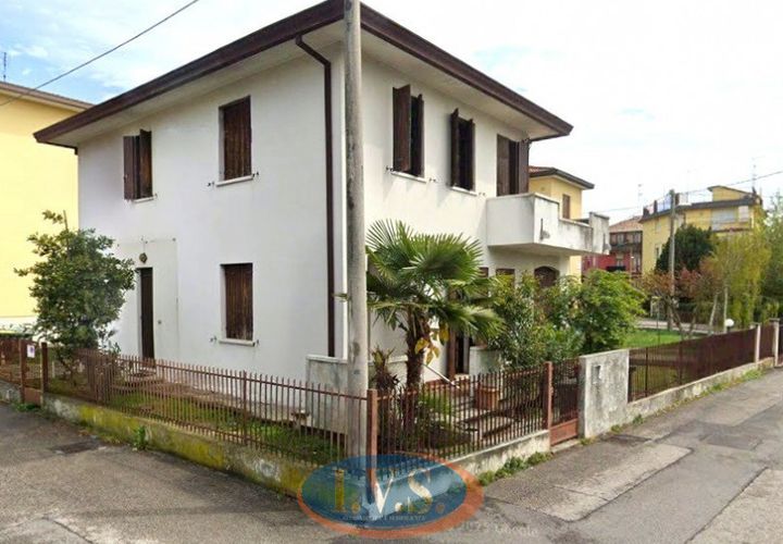 Villa i Padua, Padua, Padua - € 460.000 | Ref: TT228 - foto 1