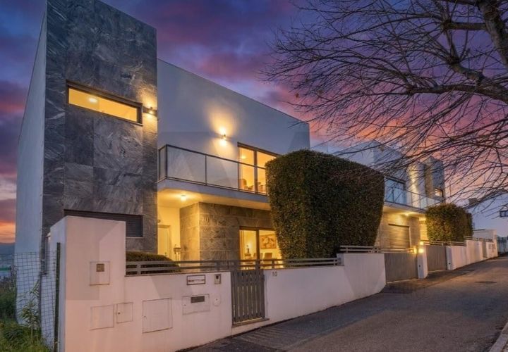 Villa a Odivelas, Lisbon, Odivelas - € 767.000 | Ref: KWPT-026364 - foto 1
