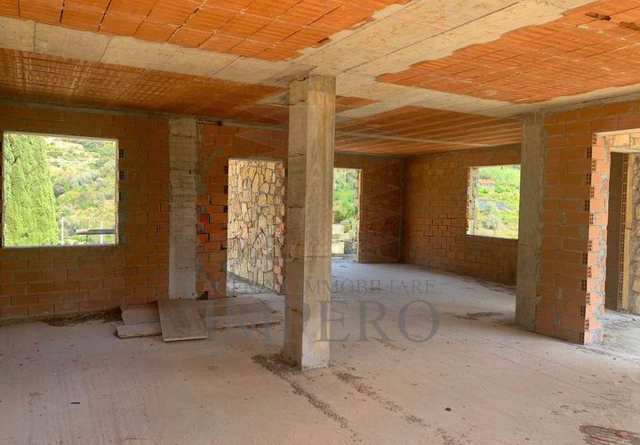 Villa i Bordighera, Imperia, Bordighera - € 350.000 | Ref: 23702 - foto 1