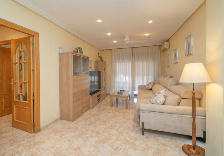 Lejlighed i Elche, Alicante, Elche - € 182.000 | Ref: 6a7a60d5-f0a8-47cd-9 - foto 1
