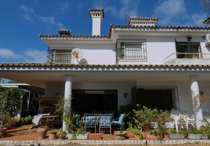 Villa a Marbella, Malaga, Marbella - € 1.550.000 | Ref: DPIe19726 - foto 1