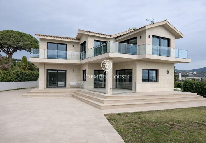 Villa a Alella, Barcelona, Alella - € 1.720.000 | Ref: PH103697/3699 - foto 1