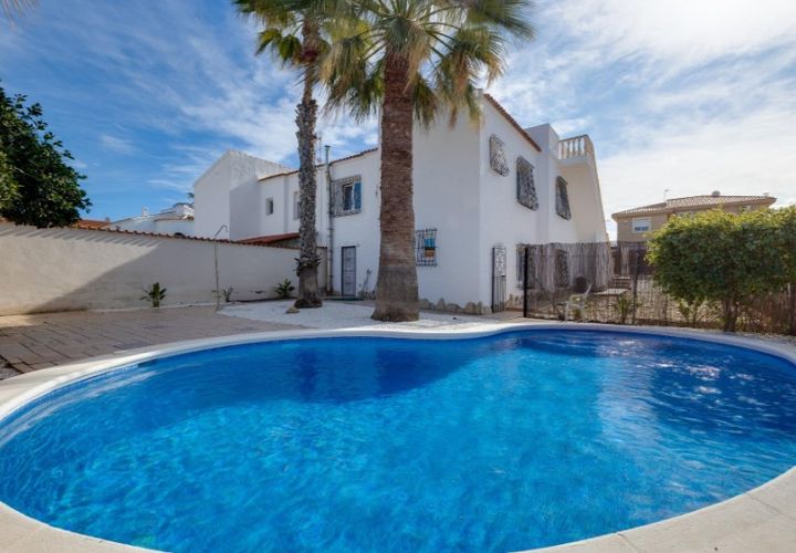 Villa i El Chaparral, Alicante, El Chaparral - € 370 000 | Ref: 19-3227 - foto 1