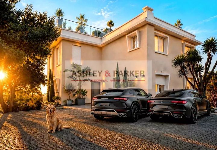Villa i Antibes, Alpes-Maritimes, Antibes - € 3.990.000 | Ref: RP3212 - foto 1