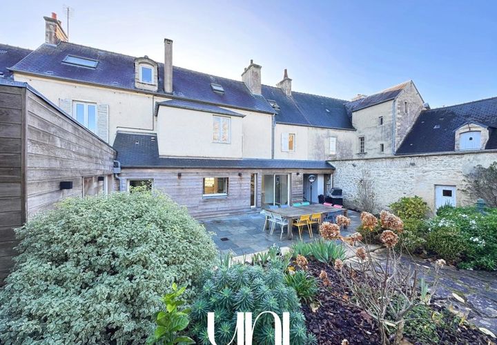 Villa a Bayeux, Calvados, Bayeux - € 830.000 | Ref: 7547407 - foto 1