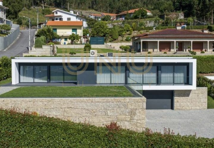 Villa i Fafe, Braga, Fafe - € 639.000 | Ref: UNU.I.0060.24667 - foto 1