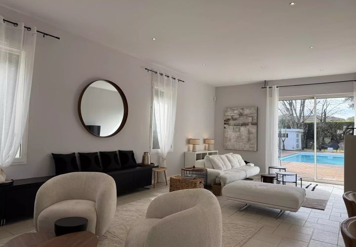 Villa a Pessac, Gironde, Pessac - € 3.800/mes | Ref: 85721215 - foto 1