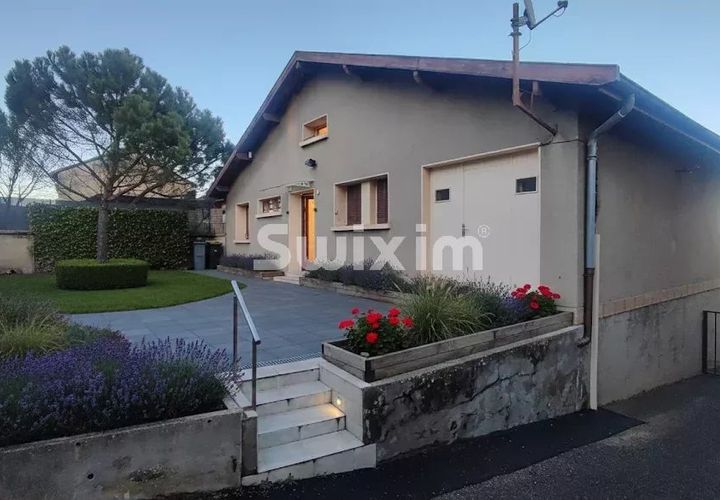 Landejendom i Charly, Rhone, Charly - € 380.000 | Ref: FL70410 - foto 1