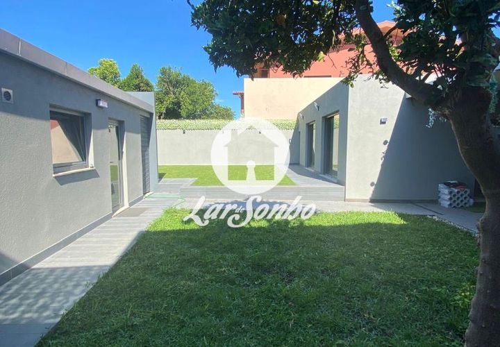 Rækkehus i Maia, Porto, Maia - € 480.000 | Ref: 240-M-26087 - foto 1